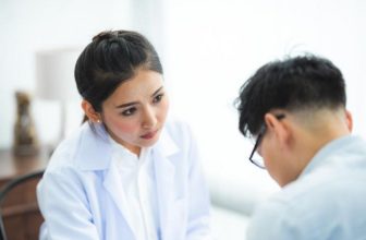 Điều trị Chlamydia: Kháng sinh, theo dõi và phòng tái nhiễm