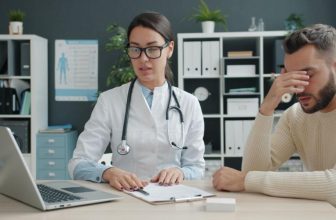 Trùng roi là gì? Nguyên nhân và đường lây truyền