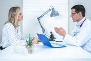 Chlamydia là gì? Nguyên nhân và đường lây truyền
