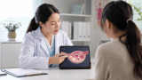 Rụng trứng & Sức khỏe trứng: Hướng dẫn toàn diện về chu kỳ, khả năng sinh sản và chăm sóc buồng trứng